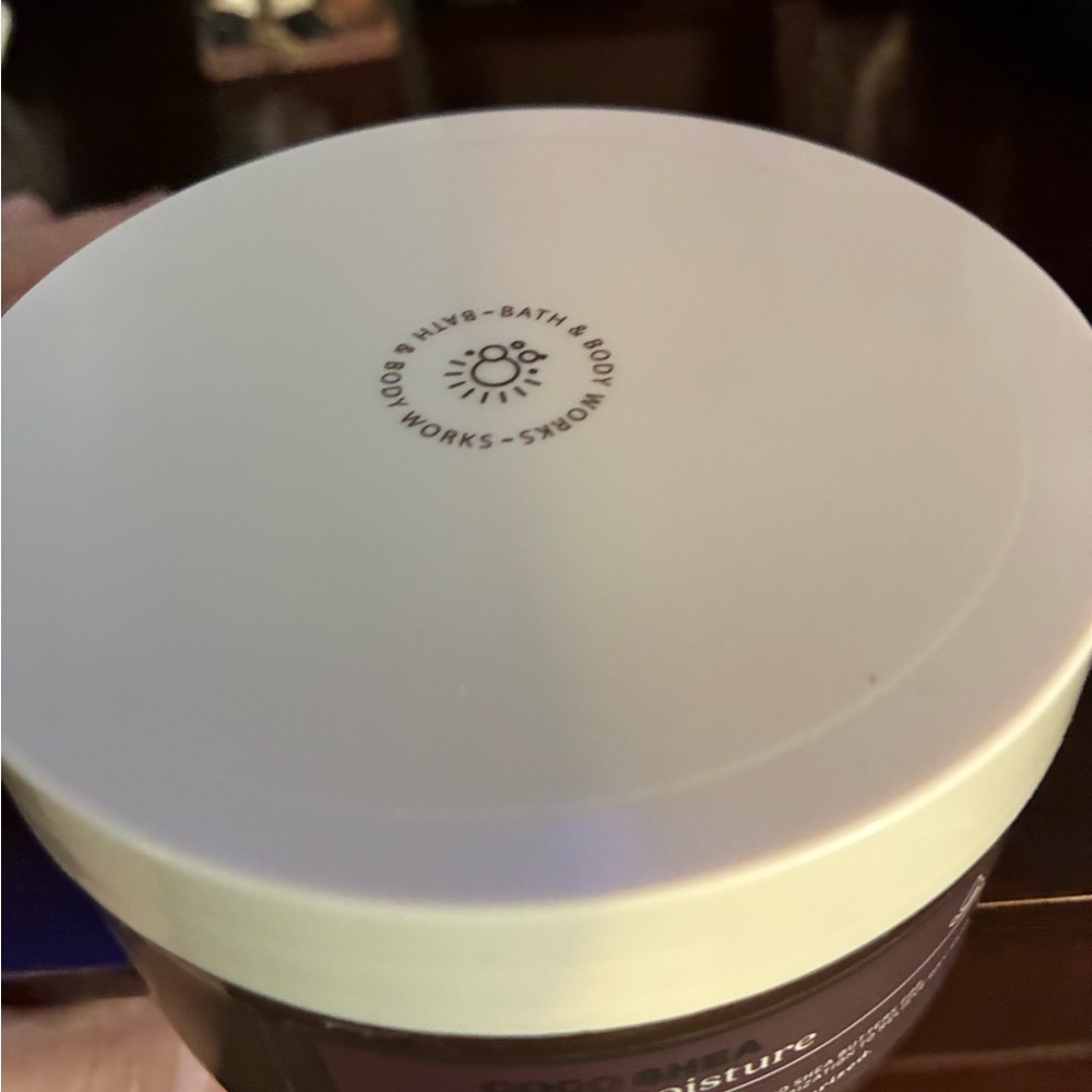 Coco Shea Rich Moisture Body Butter
Bath & Body Works 6.5 OZ - Picture 2 of 3
